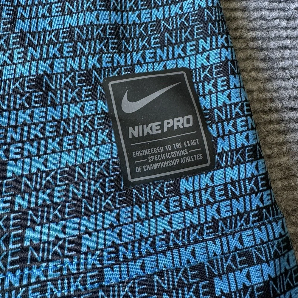 Nike Pro Dri-FIT Boys Fitted Long Sleeve Crew Neck Pullover T-Shirt Blue/Black